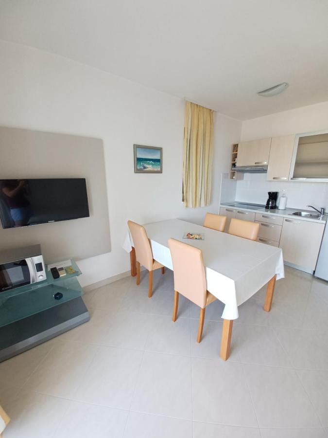Apartments Amor