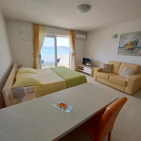 Apartments Amor Trogir Exterior photo