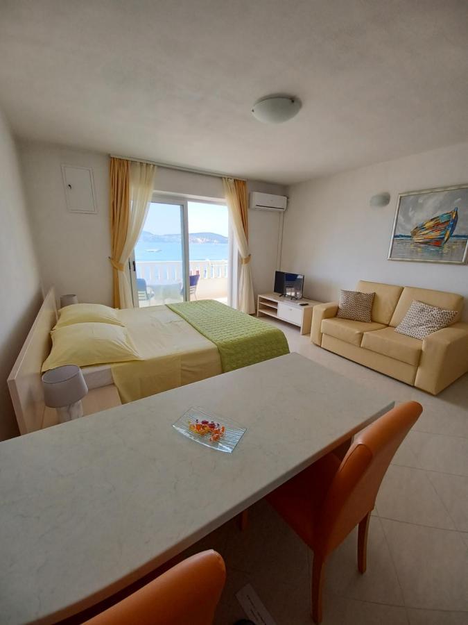 Apartment Apartments Amor Trogir