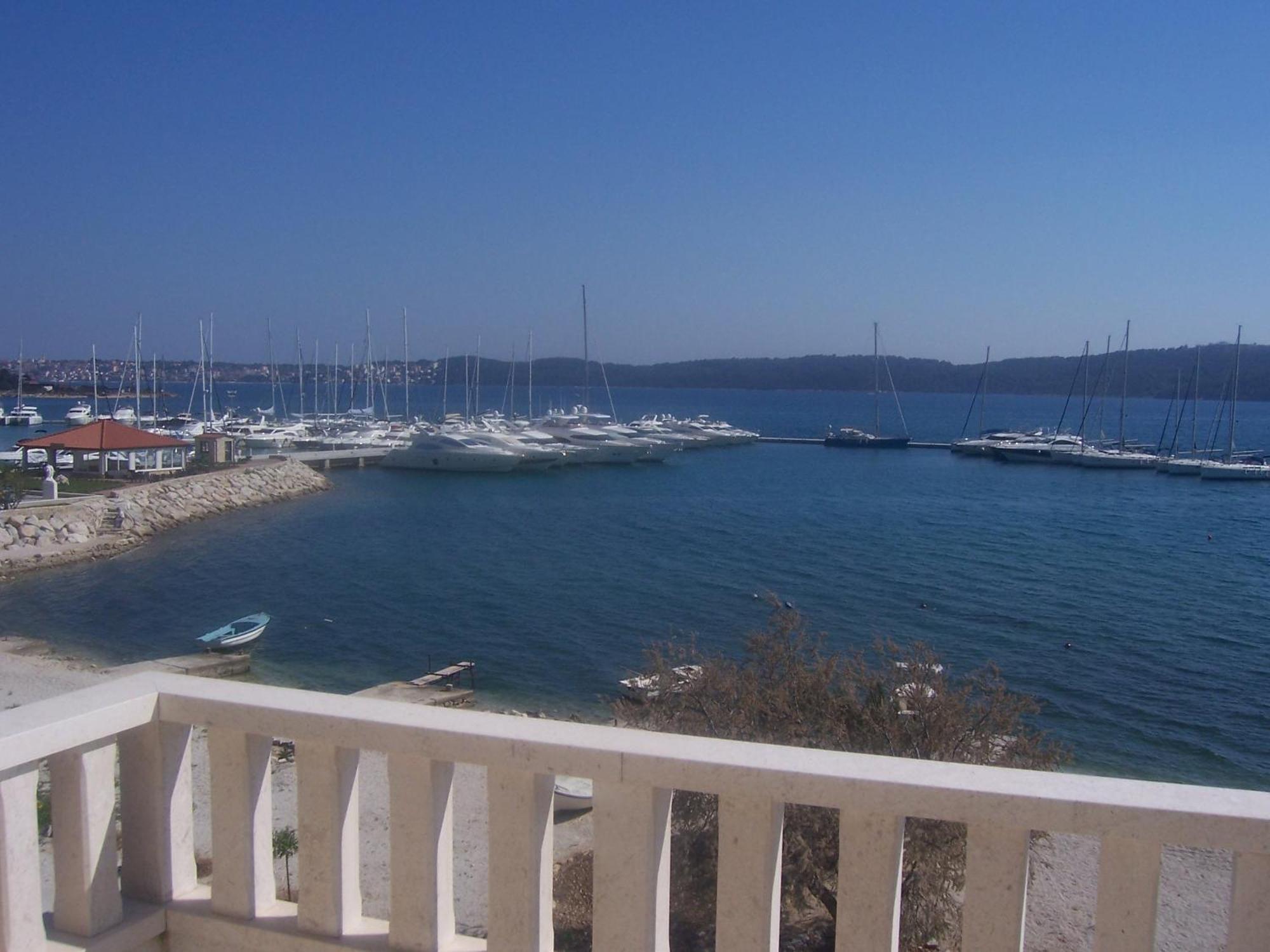 Apartment Apartments Amor Trogir